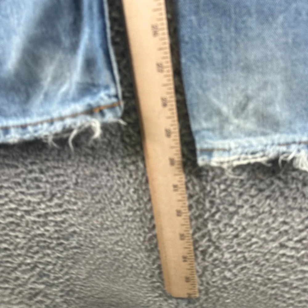 Levi's 550 Jeans Mens 38x30‎ Blue Cotton Denim Straight Leg Faded Baggy Workwear